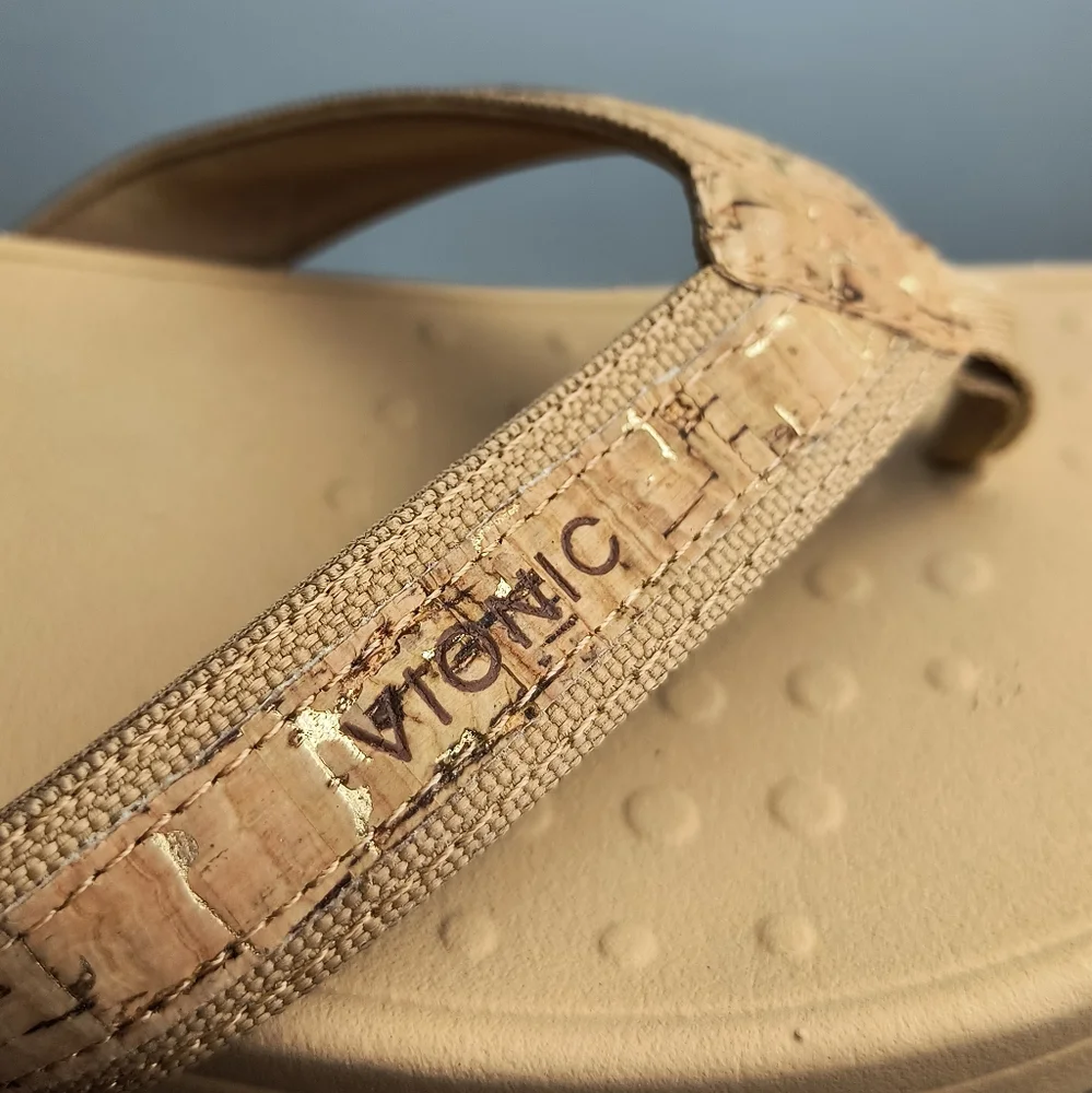 Vionic High Tide II Platform Podiatrist Thong Flat Sandal 9 Wide Arch Support